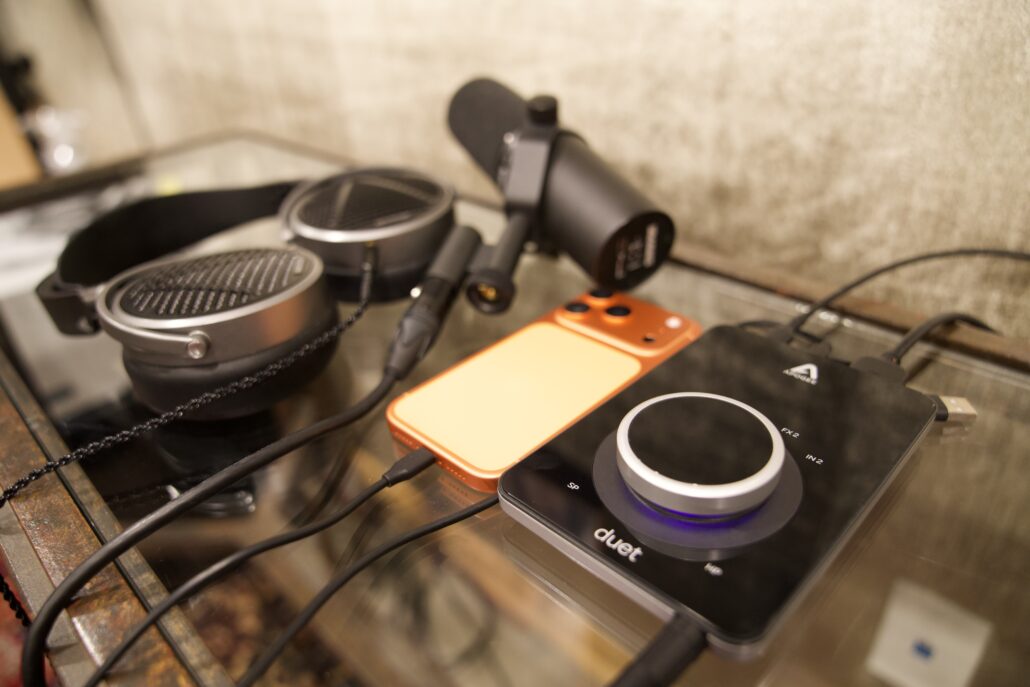 iPhone 17 Pro and Duet 3. A tiny and powerful creator studio setup. 